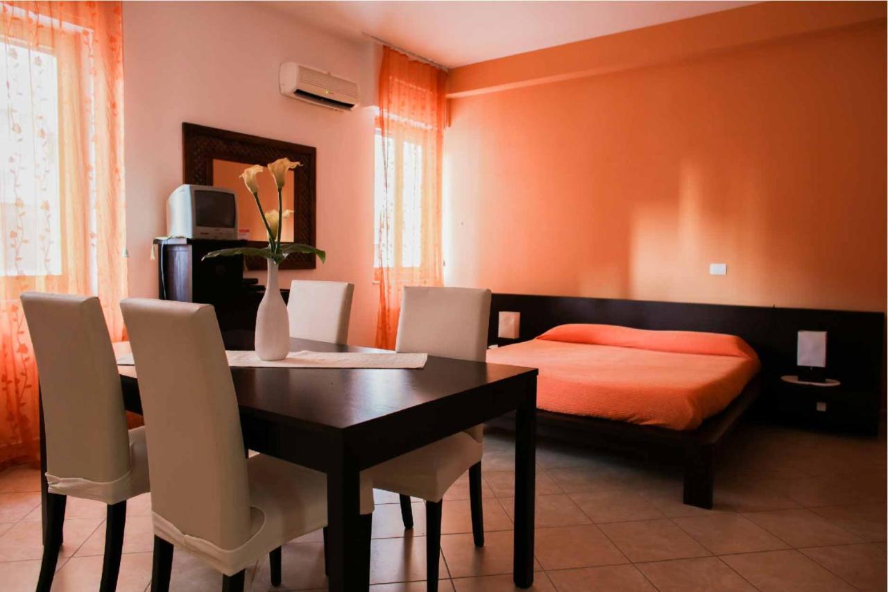 Marisal Accommodation Алгеро Екстериор снимка