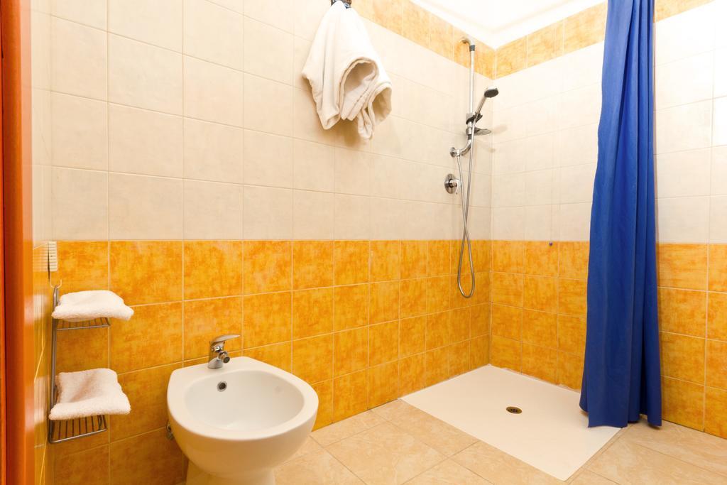 Marisal Accommodation Алгеро Екстериор снимка