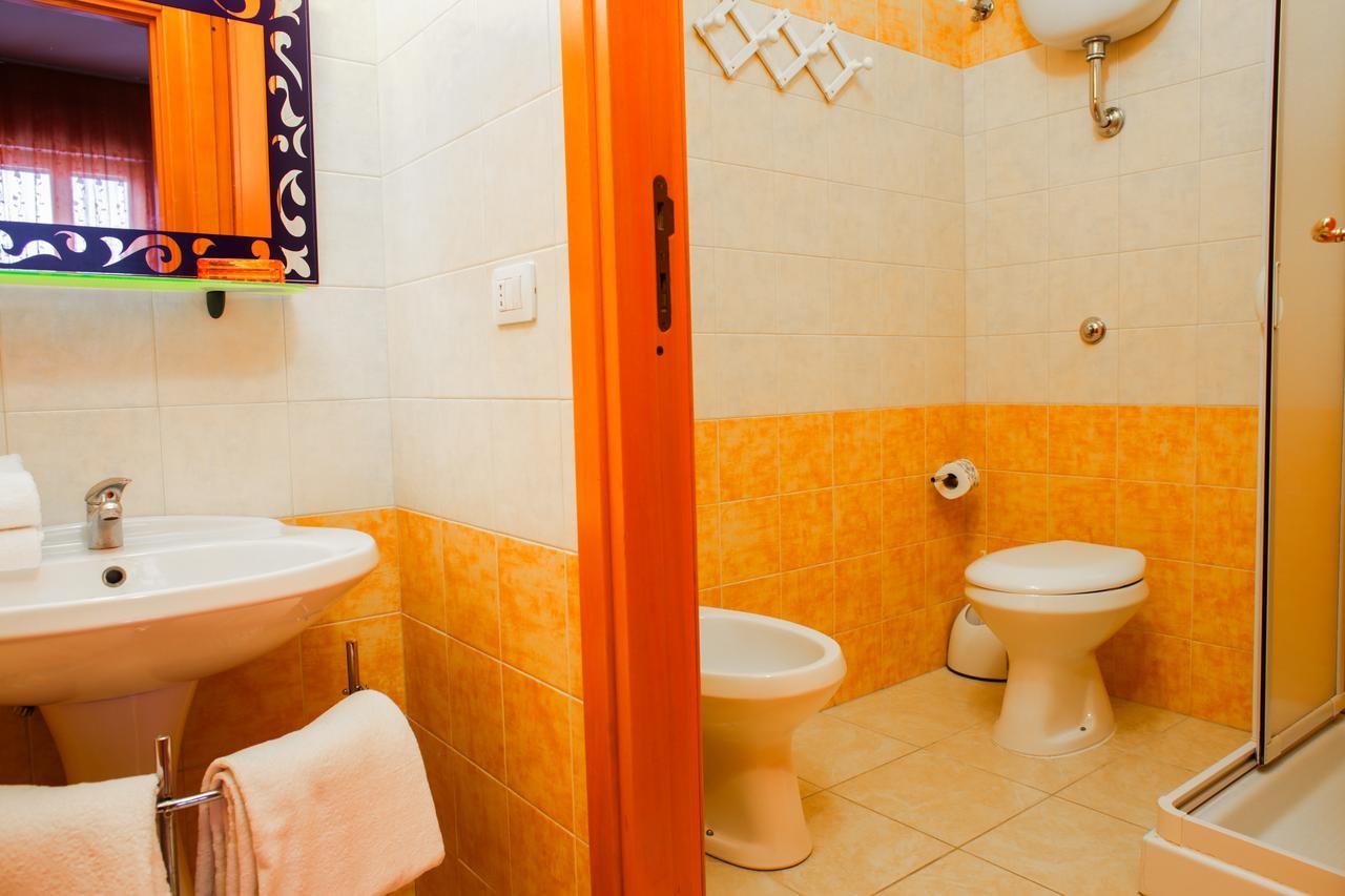 Marisal Accommodation Алгеро Екстериор снимка